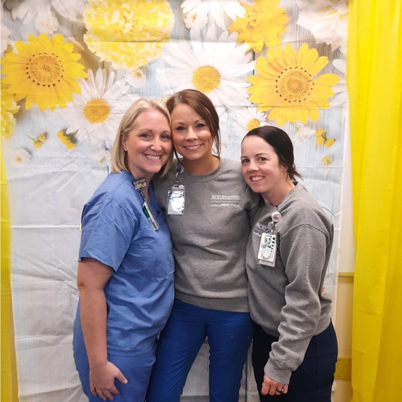 Meet your Posher, Erin - Picture 5 of 16